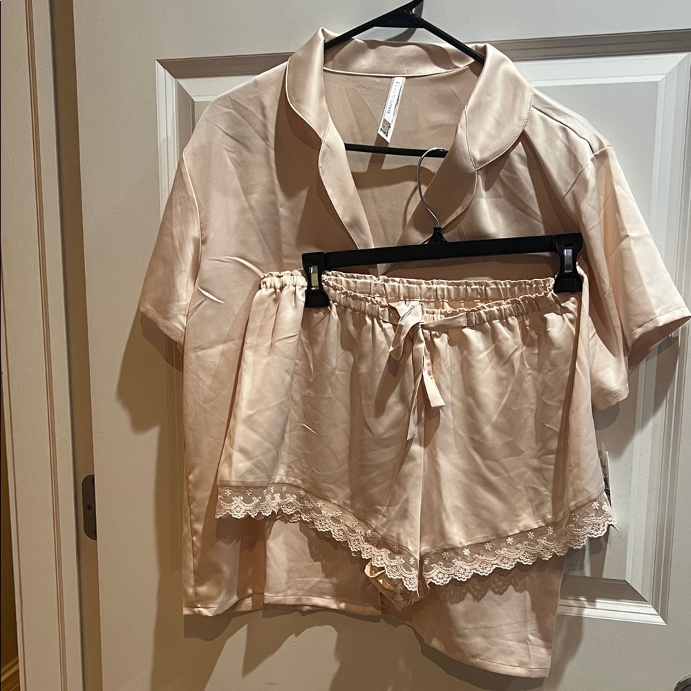 Flora Nikrooz Satin Short-Sleeve Pajama Set in Blush